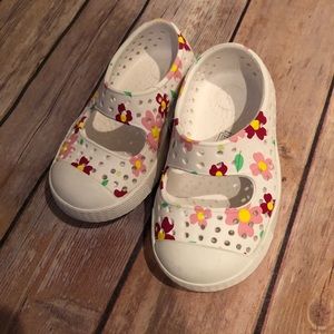 Native Shoes Kids White Floral Slip-On Sandals